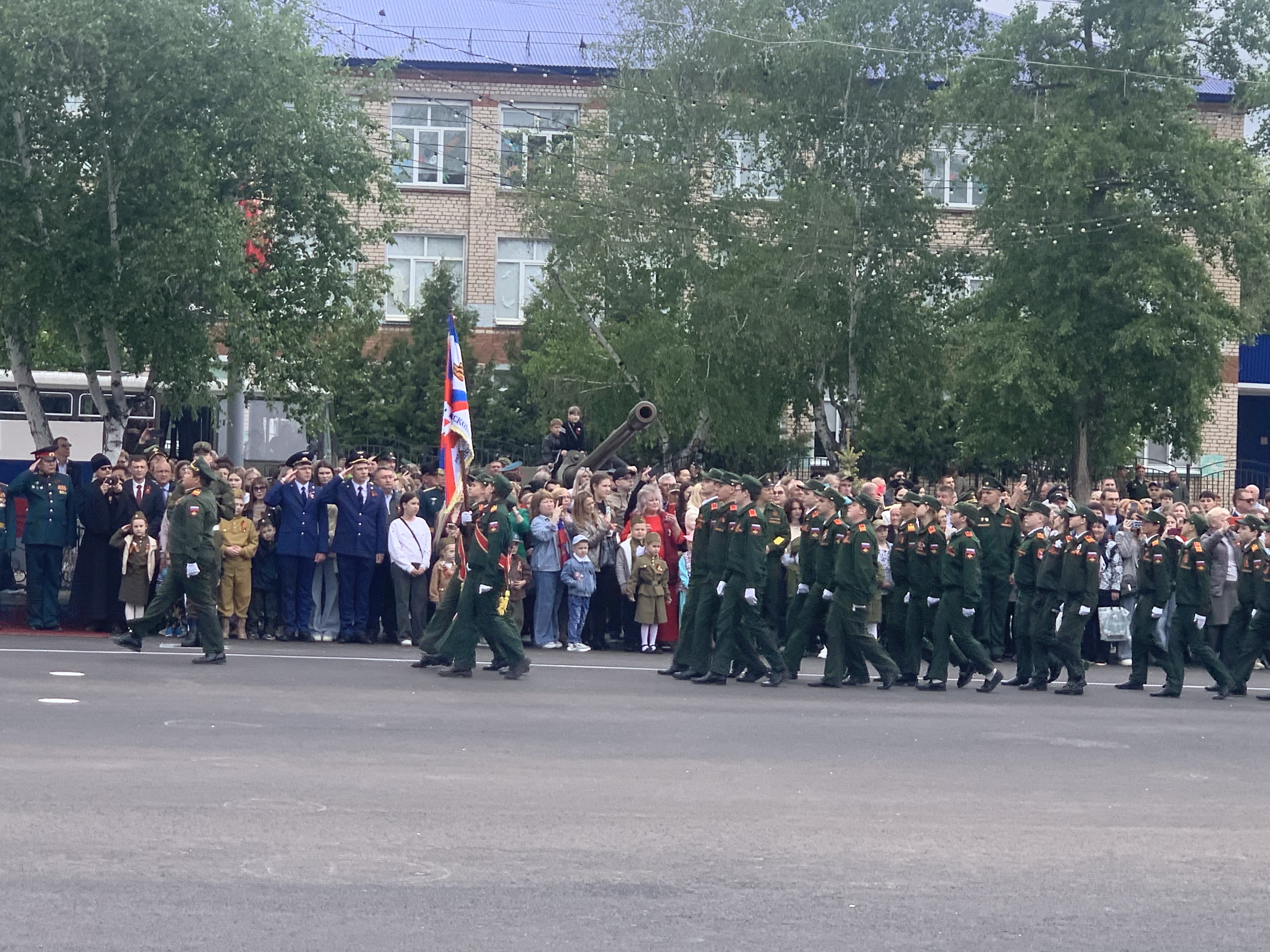 В почетном строю!.
